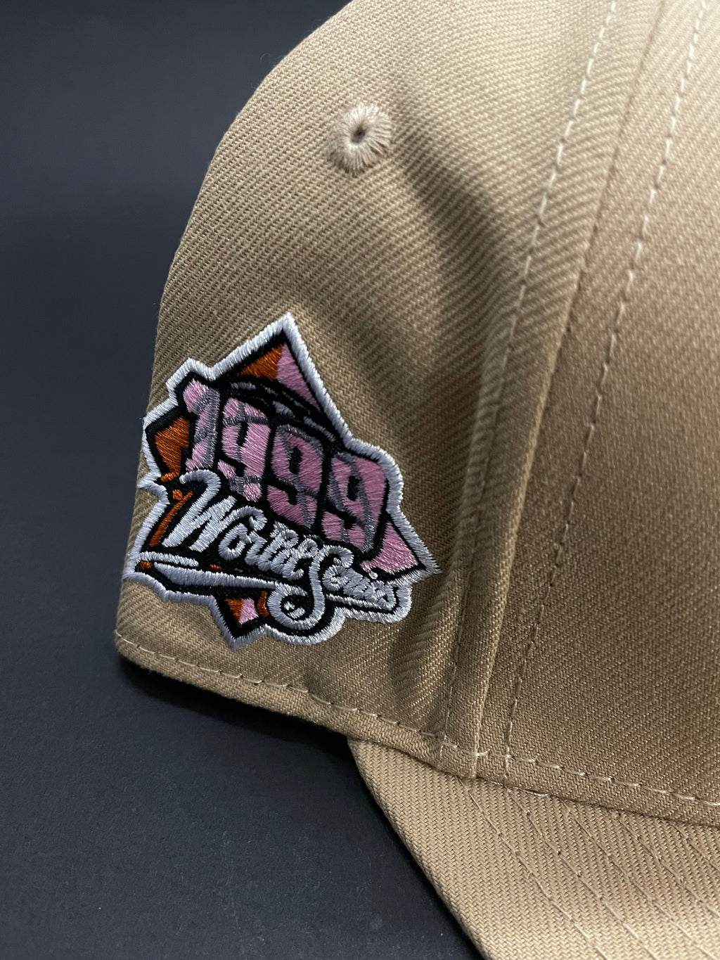 Casquette Snapback NY Beige & Rose – World Series Edition